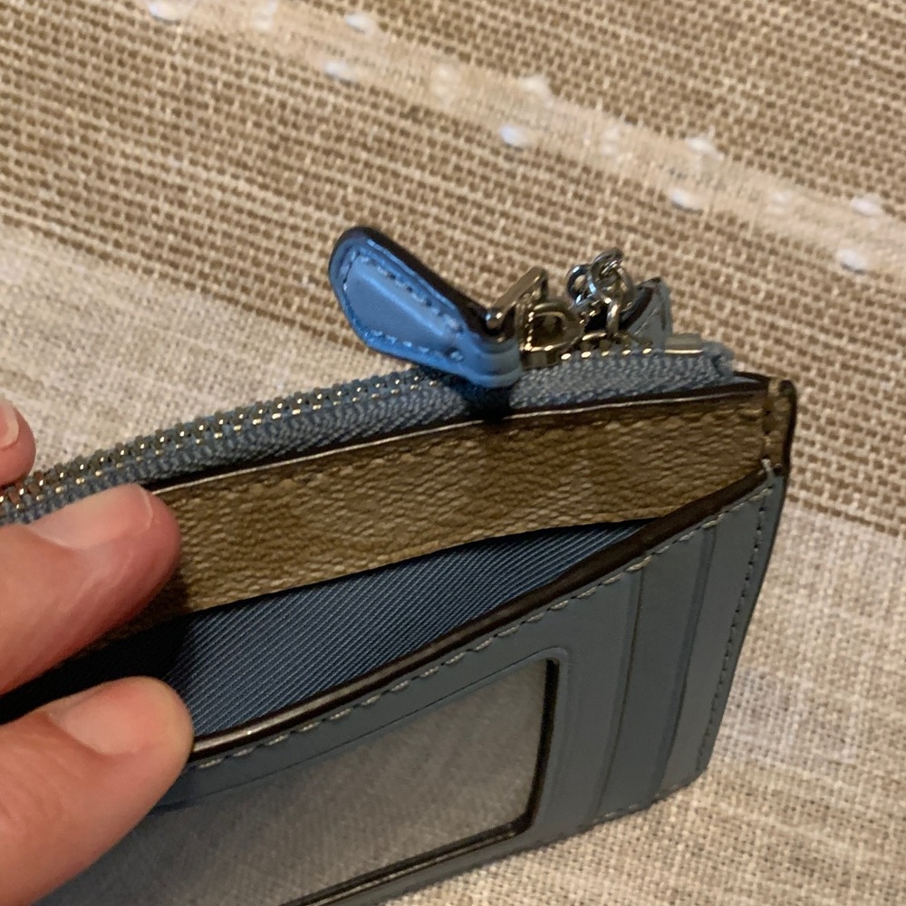 Coach Tan Signature Card Case Keyring - Picture 6 of 7